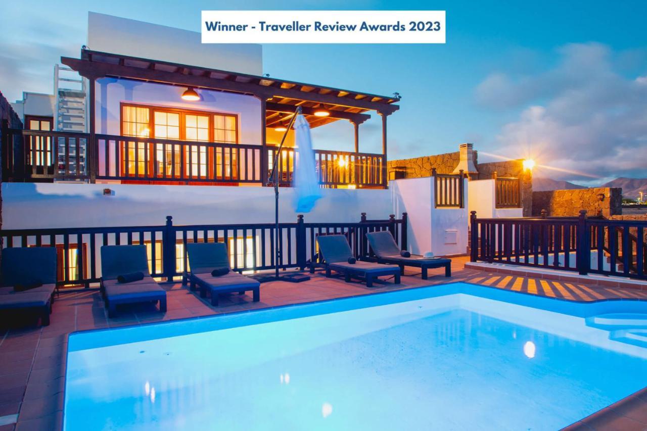 Villa Vista Reina - Luxury 6 Bedroom - Heated Pool- Views - Pool Table - Vista Lobos - Playa Blanca Екстер'єр фото